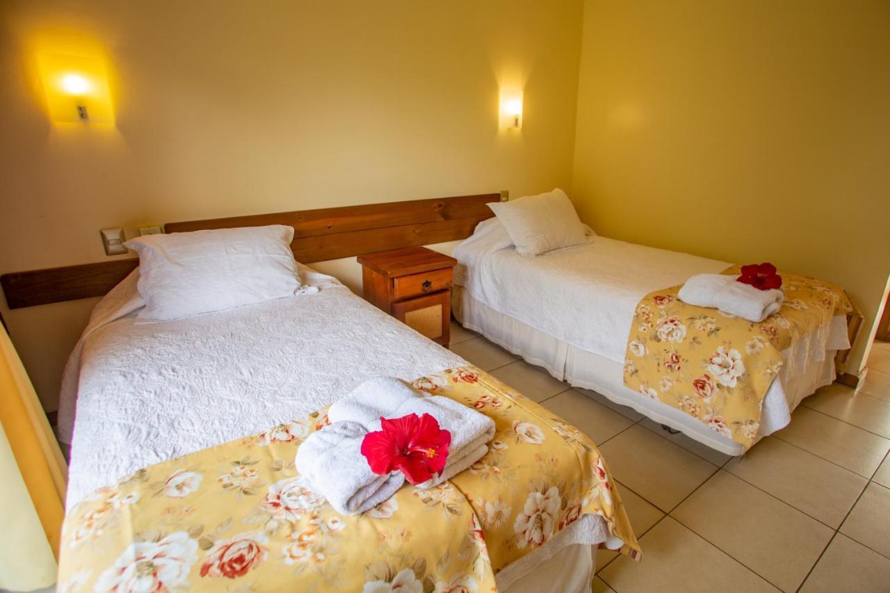 Hostal Uruhao Hanga Roa Zewnętrze zdjęcie