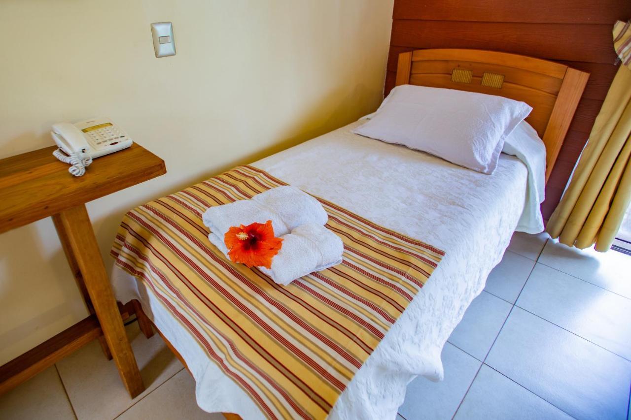 Hostal Uruhao Hanga Roa Zewnętrze zdjęcie