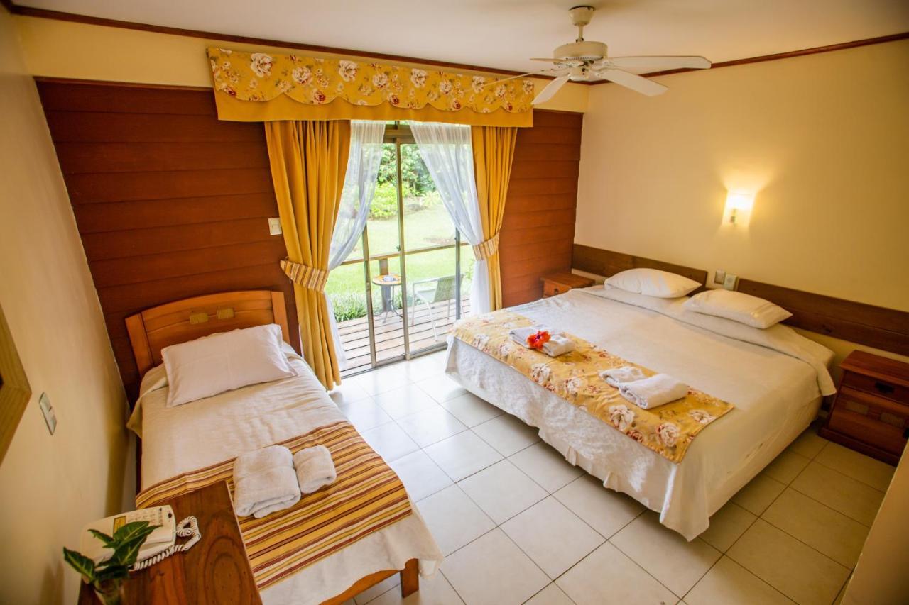 Hostal Uruhao Hanga Roa Zewnętrze zdjęcie