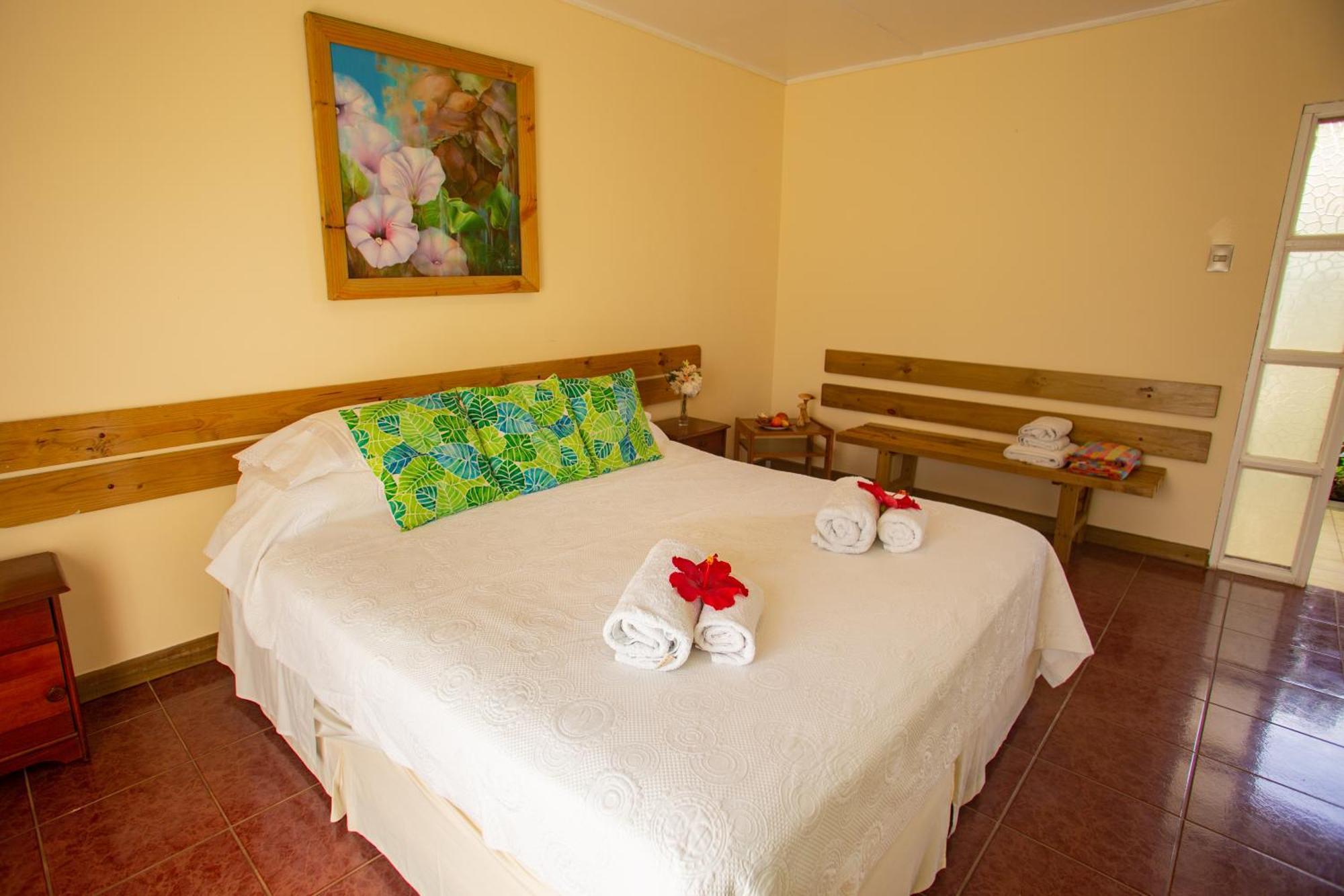 Hostal Uruhao Hanga Roa Zewnętrze zdjęcie