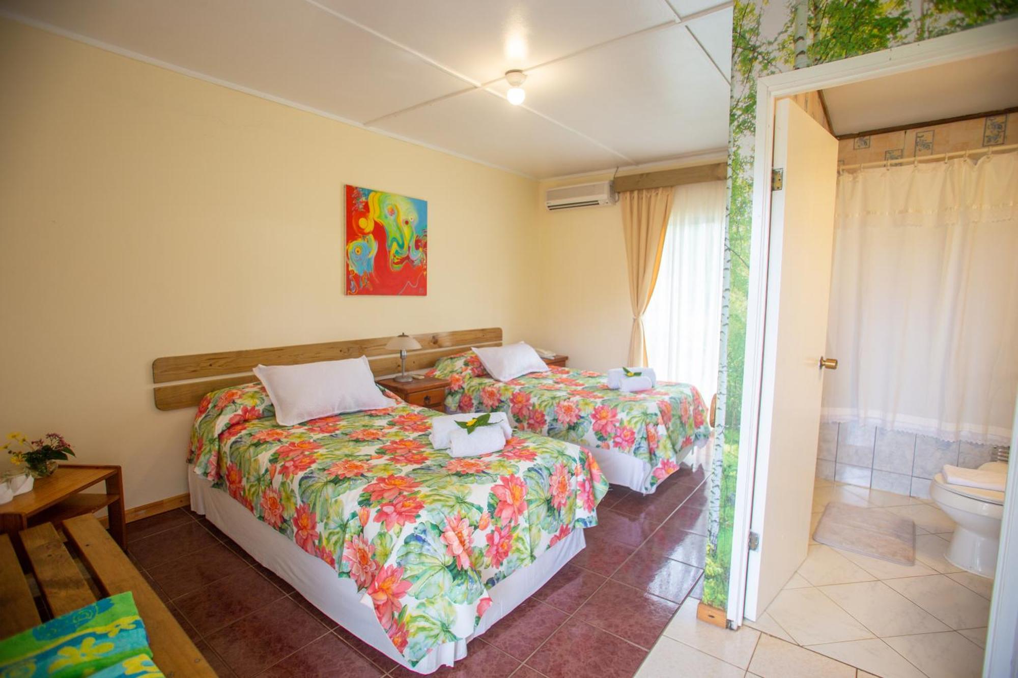 Hostal Uruhao Hanga Roa Zewnętrze zdjęcie