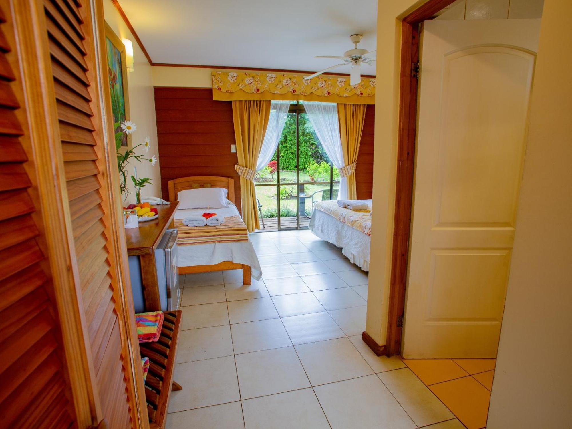 Hostal Uruhao Hanga Roa Zewnętrze zdjęcie